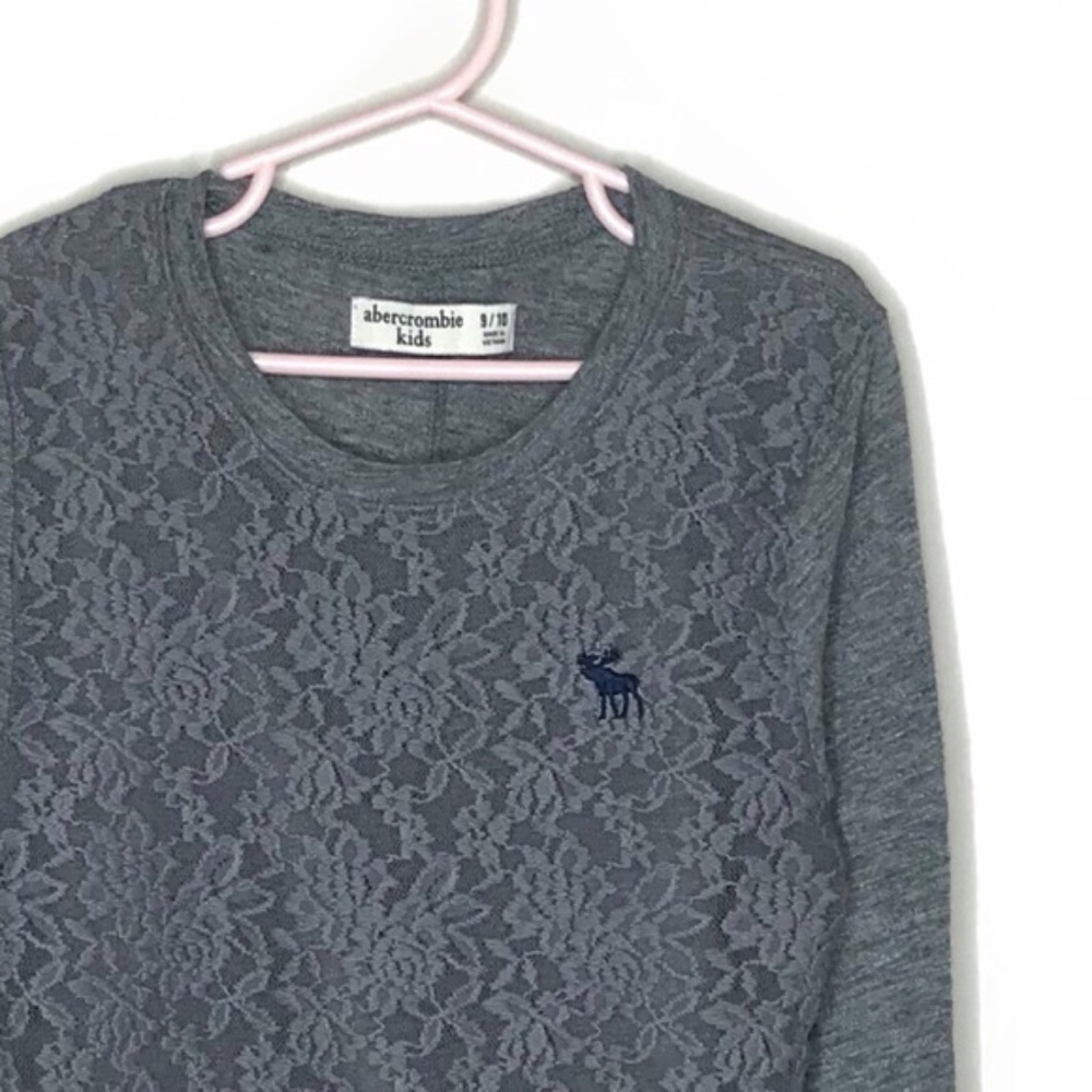 Abercrombie• Girls Long Sleeve Crew Neck Top